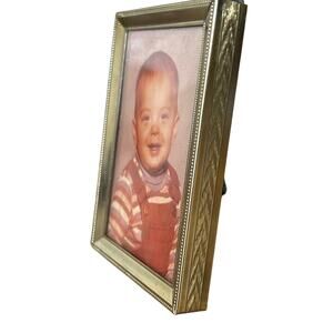 Vintage 70s gold embossed picture frame small 2x3